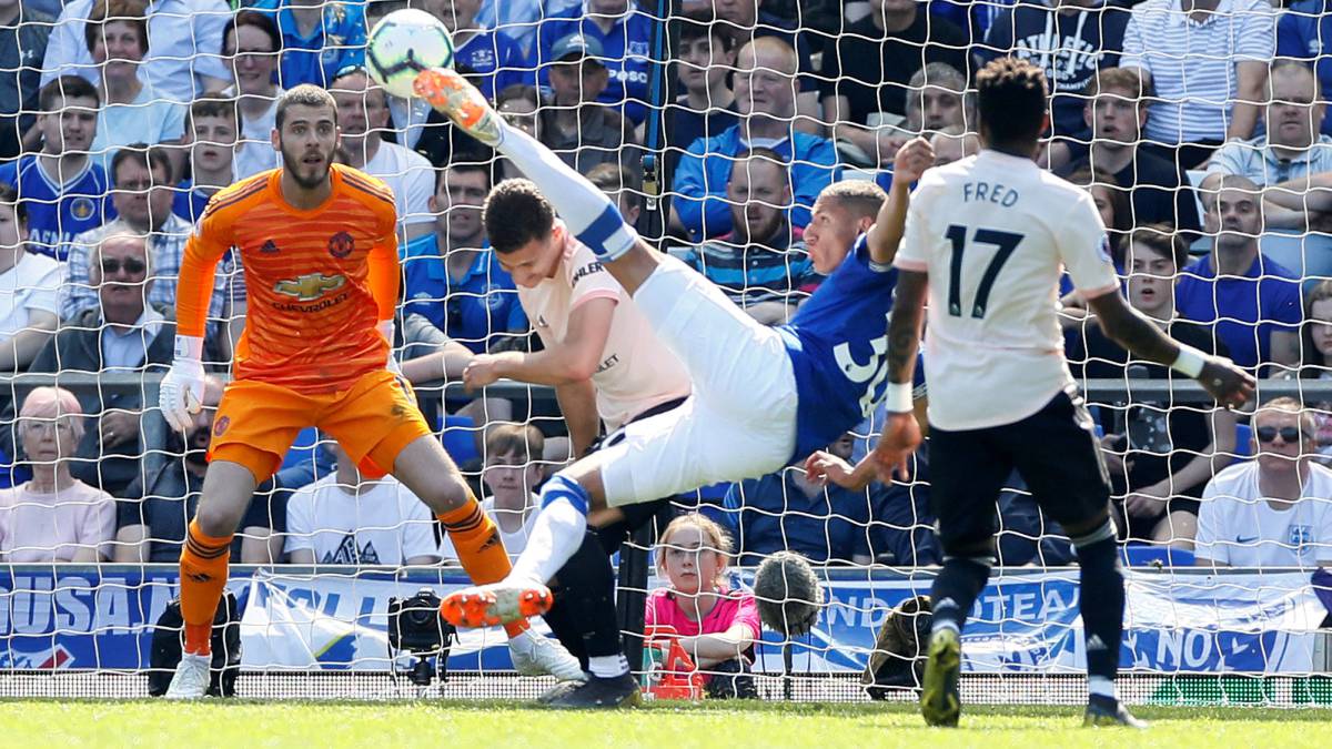 Manchester United es humillado por Everton sin Alexis