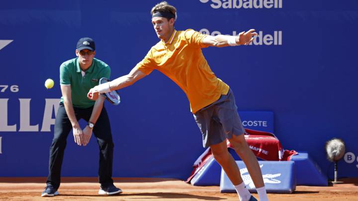 Sigue en vivo y en directo online el Nicolás Jarry - Grigor Dimitrov, duelo por los octavos de final del ATP de Barcelona Conde de Godó, hoy 25 de abril.