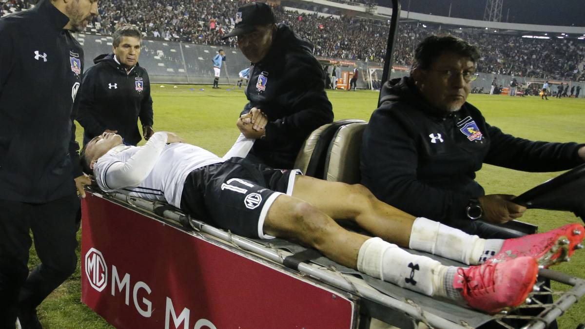 El duro golpe que dejó nocaut a Suazo: se fue en ambulancia