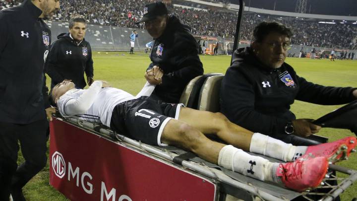 El duro golpe que dejó nocaut a Suazo: se fue en ambulancia