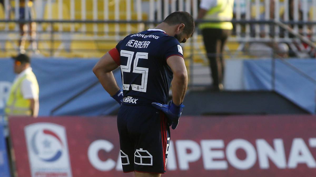 Universidad de Chile es último en el Torneo Nacional.