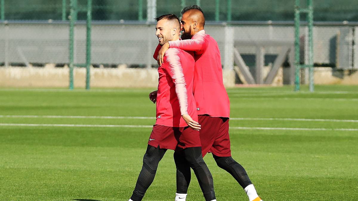 Arturo Vidal va citado y apunta a ser titular ante Liverpool