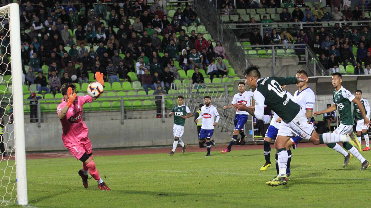 Aunque de forma momentánea, Santiago Wanderers alcanzó nuevamente el liderato de Primera B y llegó a los 21 puntos, a la espera de lo que pueda hacer Cobreloa.