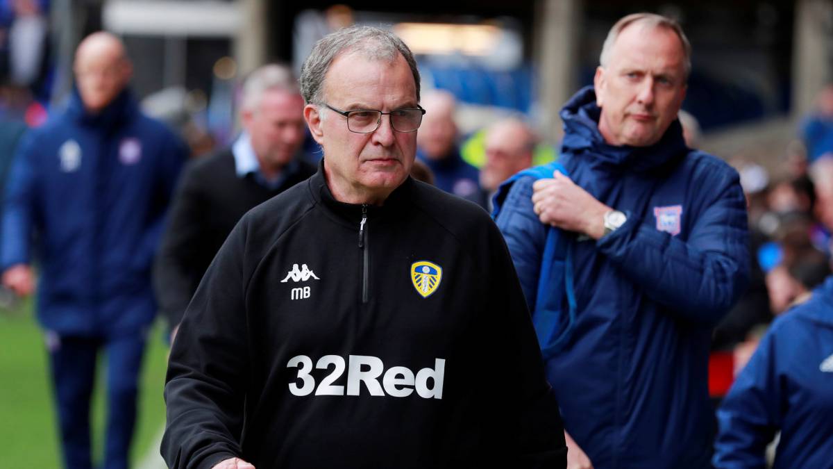 Bielsa irá por el ascenso y vuelve la polémica del 'espionaje'