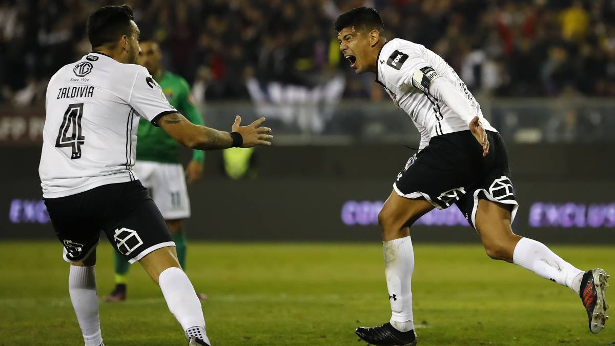 Esteban Pavez fue la figura anotando un doblete en la victoria de Colo Colo ante Audax Italiano. Con el triunfo, quedó a solo 3 puntos del líder Católica.