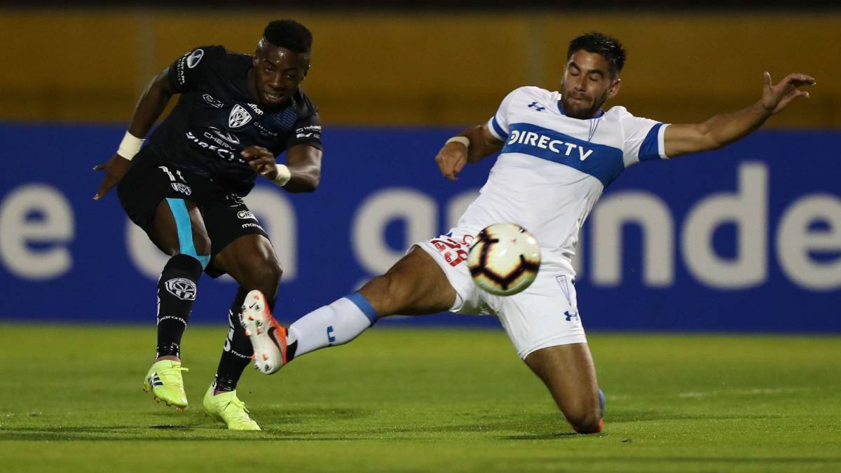 Donde ver en directo por televisión y cómo seguir online el duelo entre Universidad Católica e Independiente del Valle, válido por la segunda fase de la Copa Sudamericana.