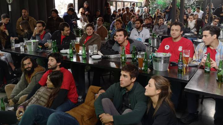 Bar Alonso fue el epicentro de la gran final de la Champions League y en él destacó la presencia de una docena de particulares seguidores del Liverpool.