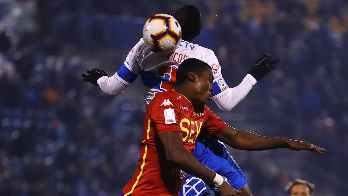 El cuadro cruzado cerró la primera rueda con el duelo pendiente de la fecha 15 ante los hispanos. Se consolidan en el liderato con 32 puntos.