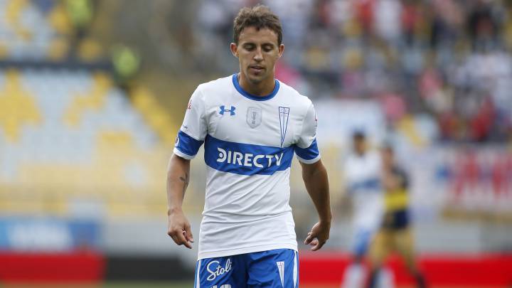 El volante argentino de Universidad Católica analizó su temporada en el cuadro cruzado, con poca continuidad dentro del equipo titular.