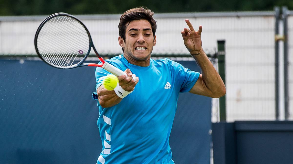 Entérate cómo y dónde ver el partido aplazado entre Cristian Garin y Robin Haase, de los octavos de final del ATP 250 de Hertogenbosch.