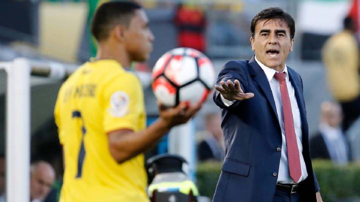 Quinteros recuerda su paso por Ecuador y anticipa duelo de Chile