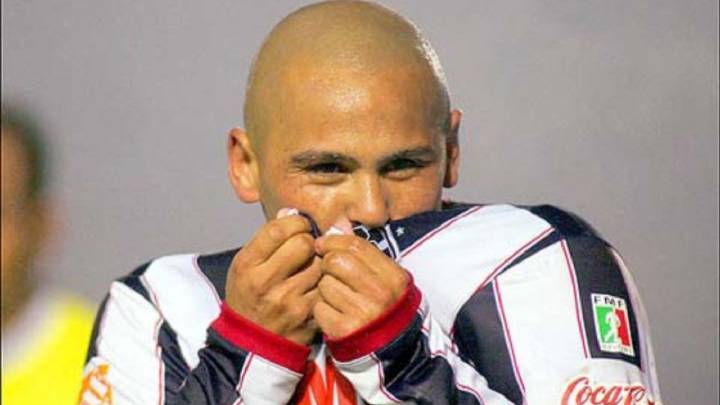 “Me hubiese entendido mejor con Suazo que con Zamorano”