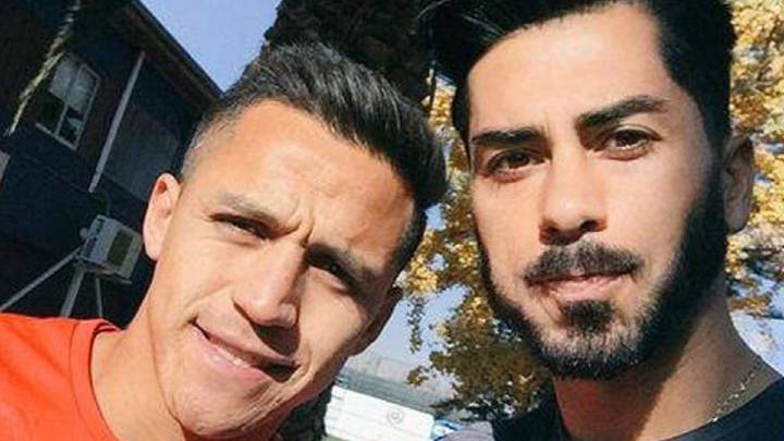 El arquero de Universidad de Chile no se guardó nada cuando tuvo que hablar del delantero y señaló que es un jugador distinto y que hay que cuidar.
