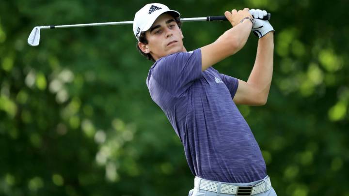 Joaquín Niemann tuvo una tarjeta de -1 en el tercer día de competencia del Travelers Championship y esperará el domingo dentro de los primeros 20 puestos.