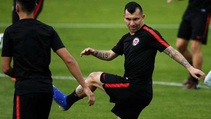 La Roja se mide en Sao Paulo al cuadro cafetero, con el objetivo de conseguir el paso a las semifinales del torneo en Brasil, y lo hará con su mejor oncena.
