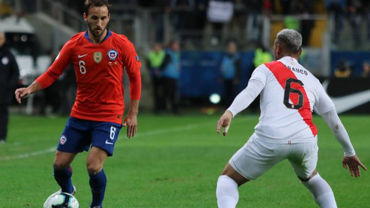José Pedro Fuenzalida elogió a Perú por su gran compromiso para enfrentar a Chile y señaló que retomaron el nivel que alguna vez tuvo la Roja.