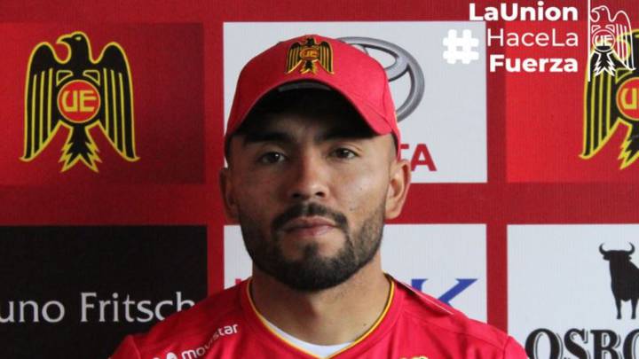Mario Sandoval, ex Deportes Melipilla, firmó con Unión Española y se transformó en el primer refuerzo del cuadro de colonia de cara al segundo semestre.