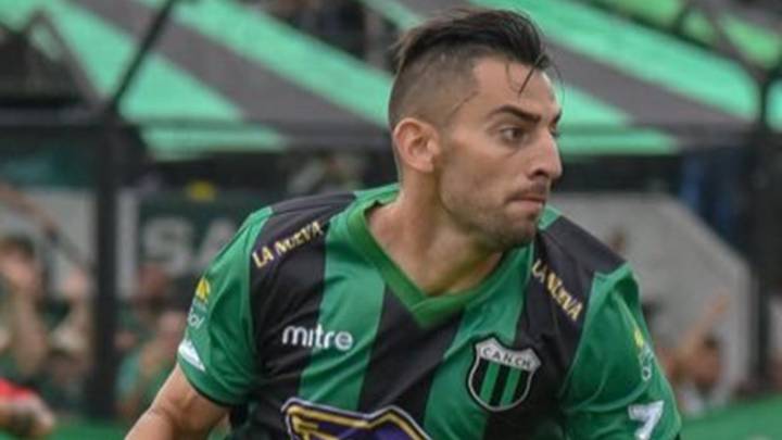 Juan Sánchez Sotelo continuará su carrera en Huachipato y enfrentará un duro segundo semestre con el cuadro de la usina que busca torneos internacionales.