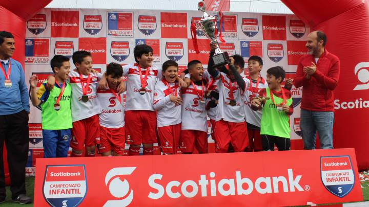 Francis School superó por 7-3 en la definición al Colegio Gerónimo Rendic, con una gran actuación de sus figuras Christofer Araya y Agustín Echeverría.