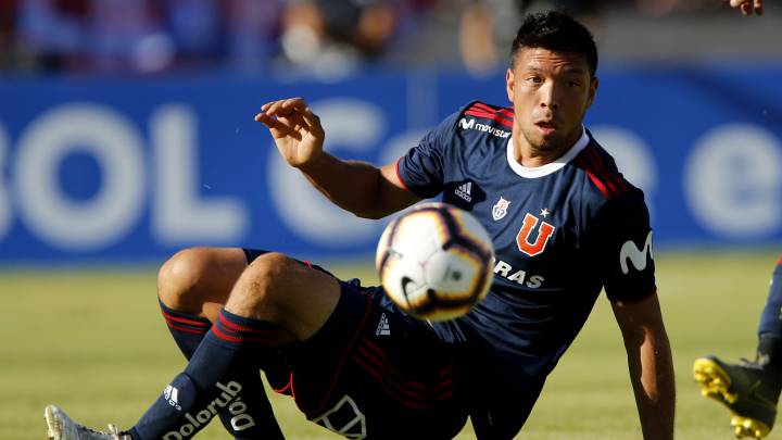 El defensor argentino firmó hoy su finiquito con Universidad de Chile para emigrar a Banfield, tras no lograr afianzarse en la titularidad con el actual DT.