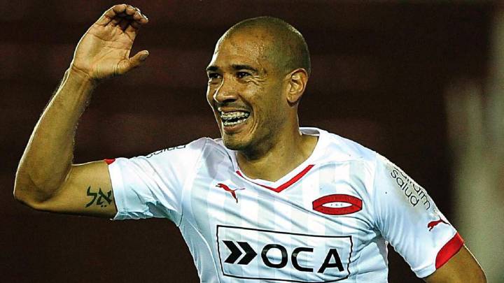 El cuadro de la Región del Maule sumó a un experimentado delantero argentino con miras a la segunda rueda del torneo de Primera División.