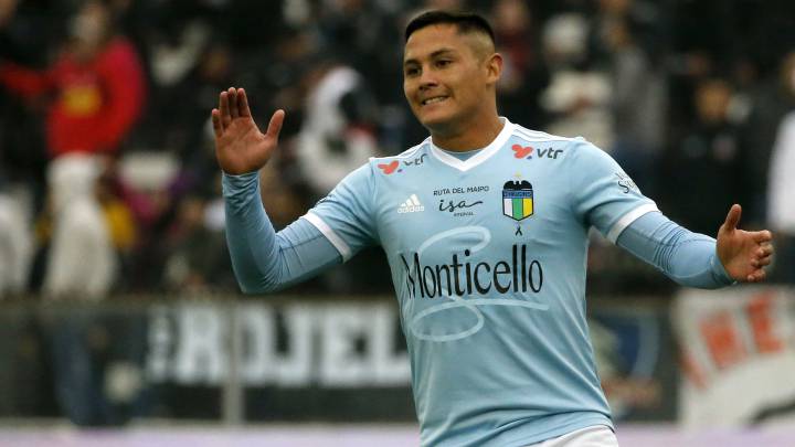 Juan Fuentes fue pedido por Gabriel Milito, actual técnico del cuadro argentino y ex DT de los celestes. La dirigencia rancagüina reconoció la negociación.