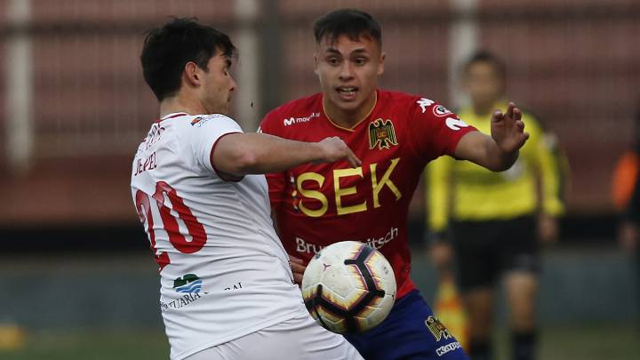 Las intensas lluvias en la Región de los Ríos obligaron a la postergación del duelo entre valdivianos e hispanos por los octavos de final de la Copa Chile.