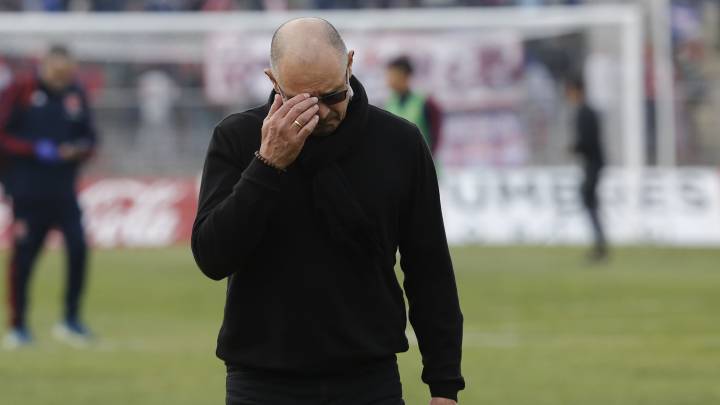 Alfredo Arias dejó la banca de Universidad de Chile