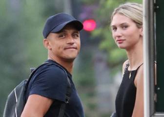 ¿Captan a Alexis Sánchez con su nueva novia en Inglaterra?
