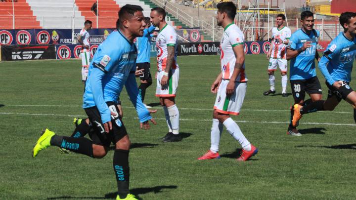 Deportes Iquique sumó de a tres en El Salvador y complicó aún más a Universidad de Chile que podría seguir en zona de descenso de perder ante Antofagasta.