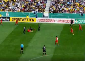 El buen anticipo de Aránguiz que inició un gol del Bayer