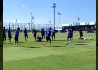 El saludo de Griezmann a Chile tras un túnel que sufrió Vidal