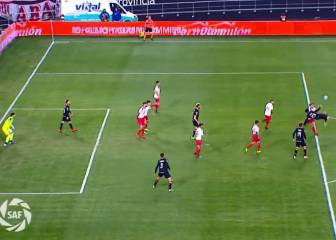 ¡De chilena! El golazo que anotó un ex UC en Argentina