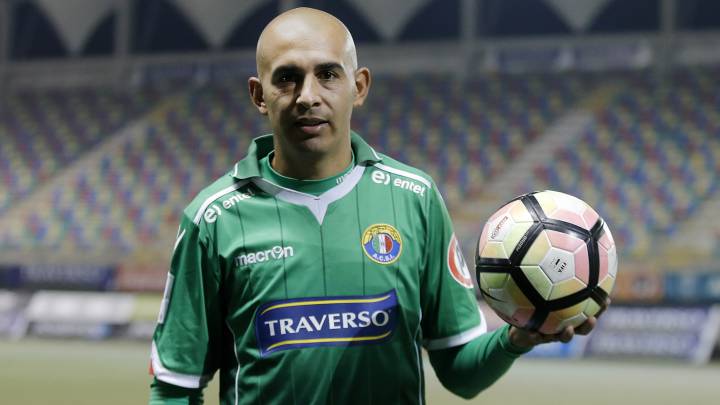 El actual delantero de Universidad de Chile se ha medido en 7 oportunidades al cuadro cruzado. Es el que mejor registro tiene de los actuales atacantes azules.