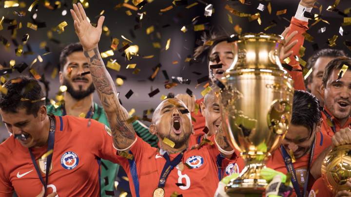 El ministro del trabajo, Nicolás Monckeberg, señaló que de aprobarse la reducción a 40 horas semanales Chile no podría participar en Copa América ¿Es correcto?
