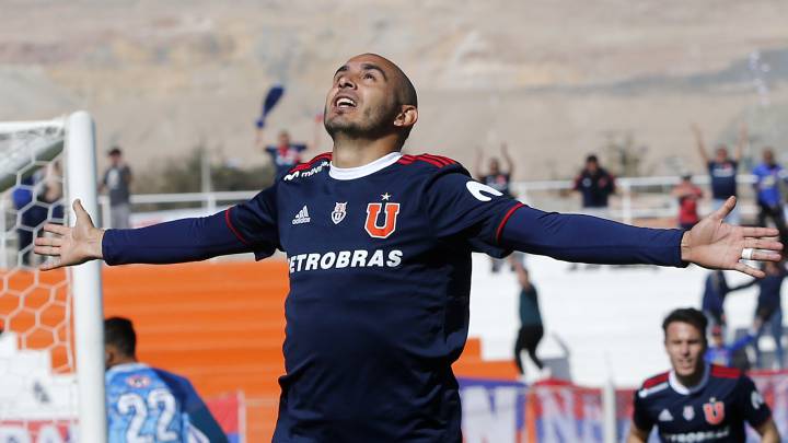 El delantero argentino anotó el empate parcial en el duelo ante Cobresal por Copa Chile.Tardó casi cinco horas de juego en marcar su primer gol por la U.