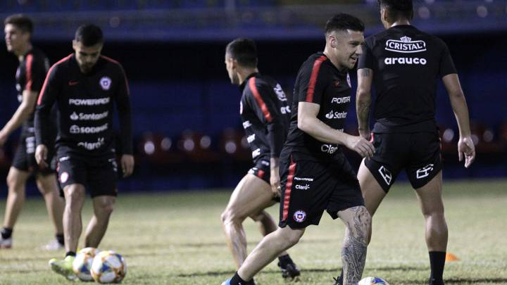 El renacer de Christian Bravo que lo perfila como titular en la Roja