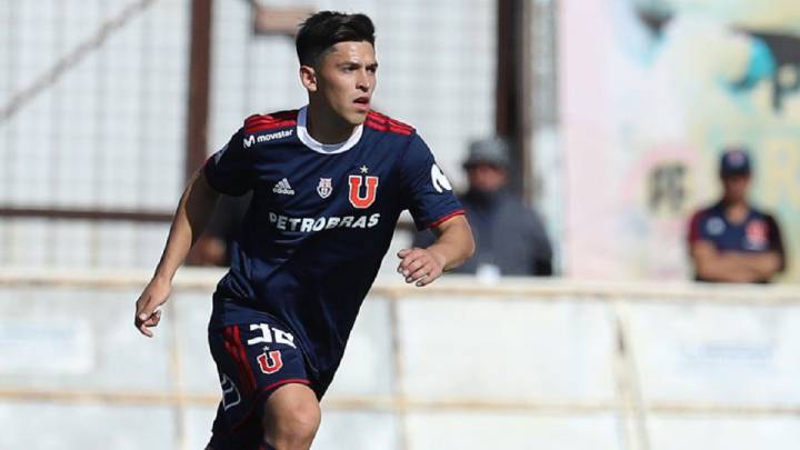 El juvenil entró en la lista de convocados en U. de Chile para el duelo ante Unión Española, en el marco de la fecha 21 del torneo nacional de Primera División.