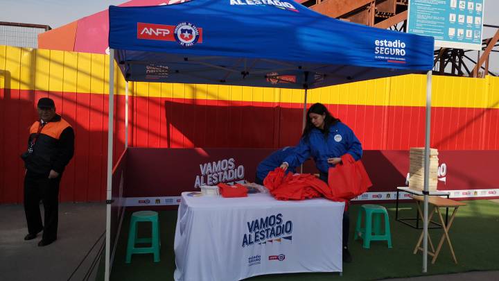 Estadio Seguro estuvo en Santa Laura con campaña "Vamos al estadio"