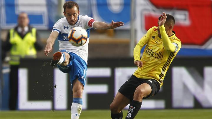 Universidad Católica sigue a 13 puntos de ventaja a Audax Italiano y, a falta de nueve fechas, parece imposible que alguien le quite la corona.