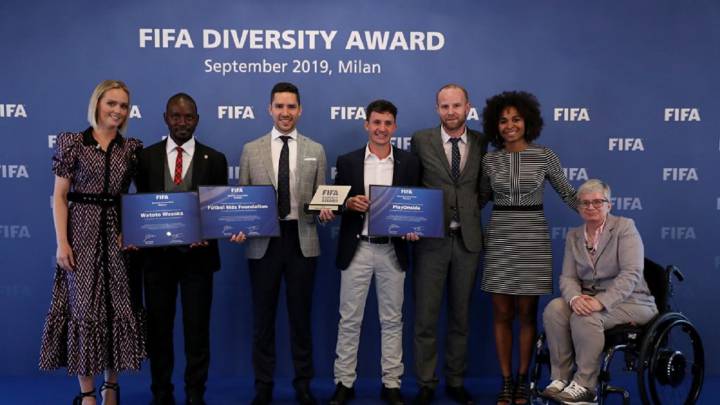 "Fútbol Más" ganó el FIFA Diversity 2019, galardón que reconoce la labor de las organizaciones que usan el fútbol para luchar por la diversidad y contra la discriminación.
