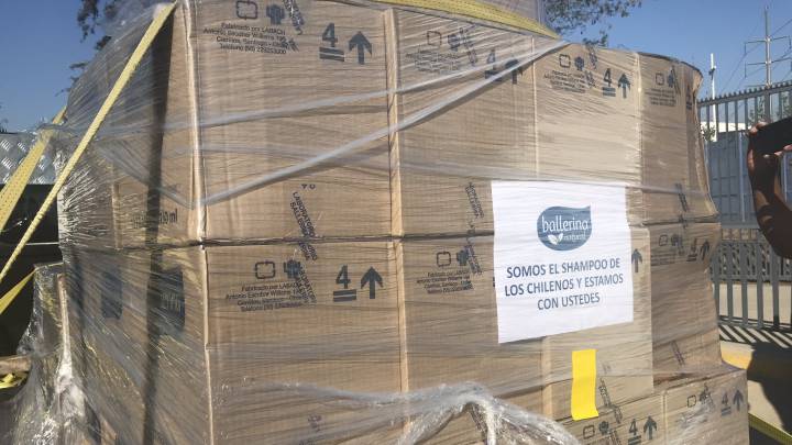 Un camión cargado con productos de una empresa del rubro llegó hasta el lugar de entrenamiento de la U. de Chile ¿Quién hizo el envío?