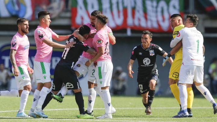 En el segundo tiempo, una trifulca de proporciones en el Estadio de La Florida entre Audax Italiano y Colo Colo culminó con un expulsado y dos amonestados.
