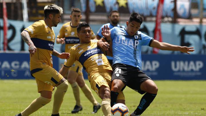 Deportes Iquique y Everton repartieron puntos en el norte del país y, pese a sumar en la tabla, no consiguieron alejarse de Universidad de Chile.