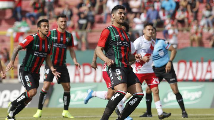 Palestino remontó ante Curicó con triplete de Passerini