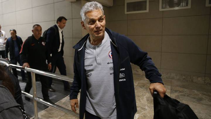 Reinaldo Rueda alabó a Esteban Paredes luego de anotar su gol número 216 y reconoció que le habría gustado verlo en la plenitud de su cerrera.
