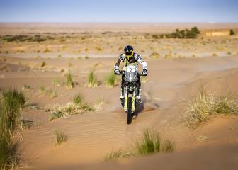 Quintanilla sube en motos y Casale lidera los quads en Marruecos