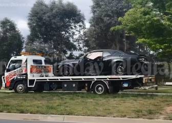 Así quedó el auto de Kyrgios tras choque con poste de luz