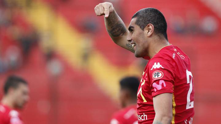 Futbolista de Unión resguardó su hogar con chaleco amarillo