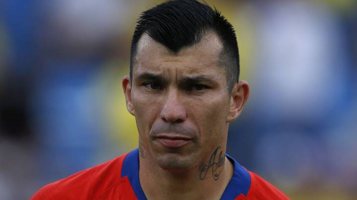 Gary Medel critica a la clase política: "Paremos el circo"